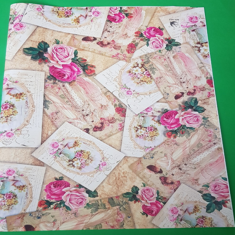 کاغذ کادو مدل گل بسته 3 عددی