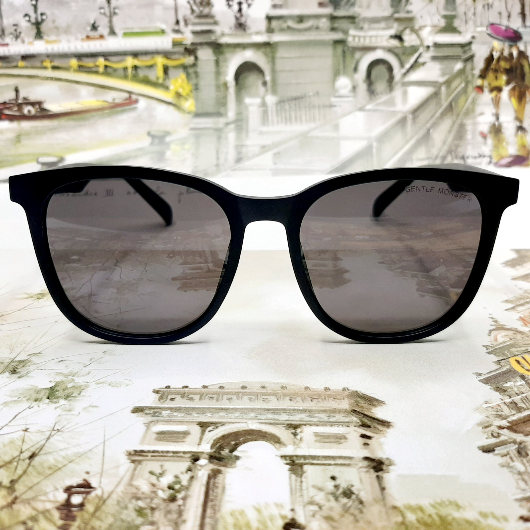 عینک آفتابی جنتل مانستر مدل D4637c2