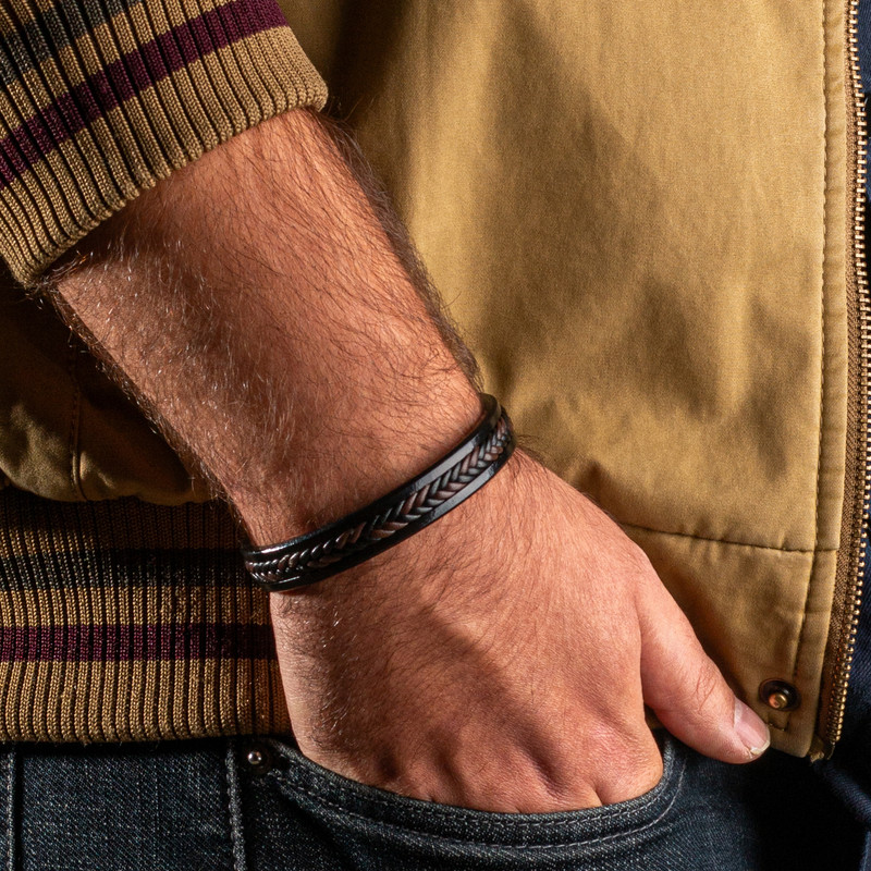 دستبند مردانه مدل DERI 869