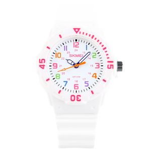 ساعت مچی عقربه ای بچه گانه اسکمی مدل 1043 کد 01