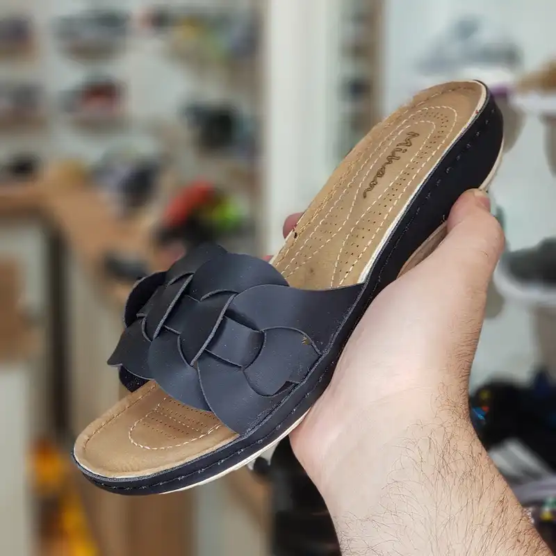 دمپایی زنانه مدل طبی کد 020 رنگ مشکی