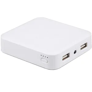 شارژر همراه یوبائو مدل YB-M4 ظرفیت 10400 میلی آمپر ساعت