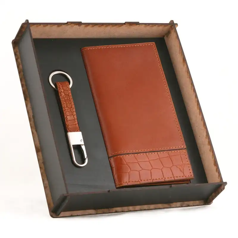 ست هدیه مردانه چرم یلسان مدل پارلا کد KIYA-PRM-072-asl