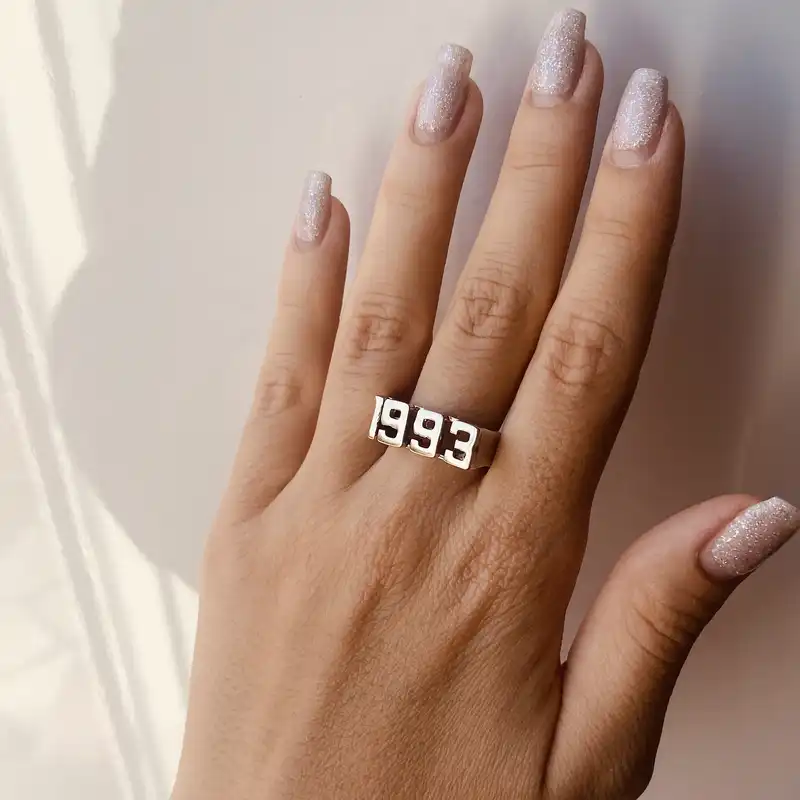 انگشتر مدل سال میلادی 1993