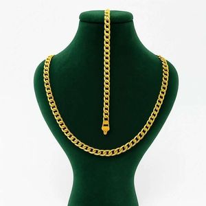 نیم ست طلا 18 عیار زنانه طلای کامک مدل کارتیه
