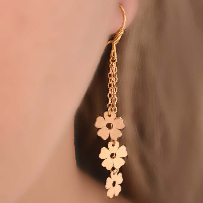گوشواره طلا 18 عیار زنانه طلای مستجابی مدل گل کد 3