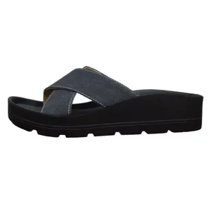 دمپایی زنانه زرپای مدل 2ZP-1331