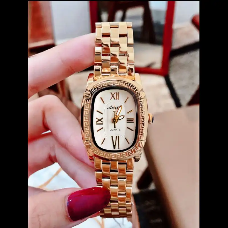 ساعت مچی عقربه ای زنانه مدل تک موتور vrs02