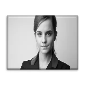 کاشی اطلس آبی طرح بازیگر اما شارلوت واتسون مدل L6422