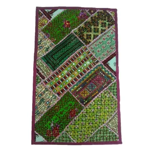 رومیزی سوزن دوزی مدل تکه دوزی کد 001