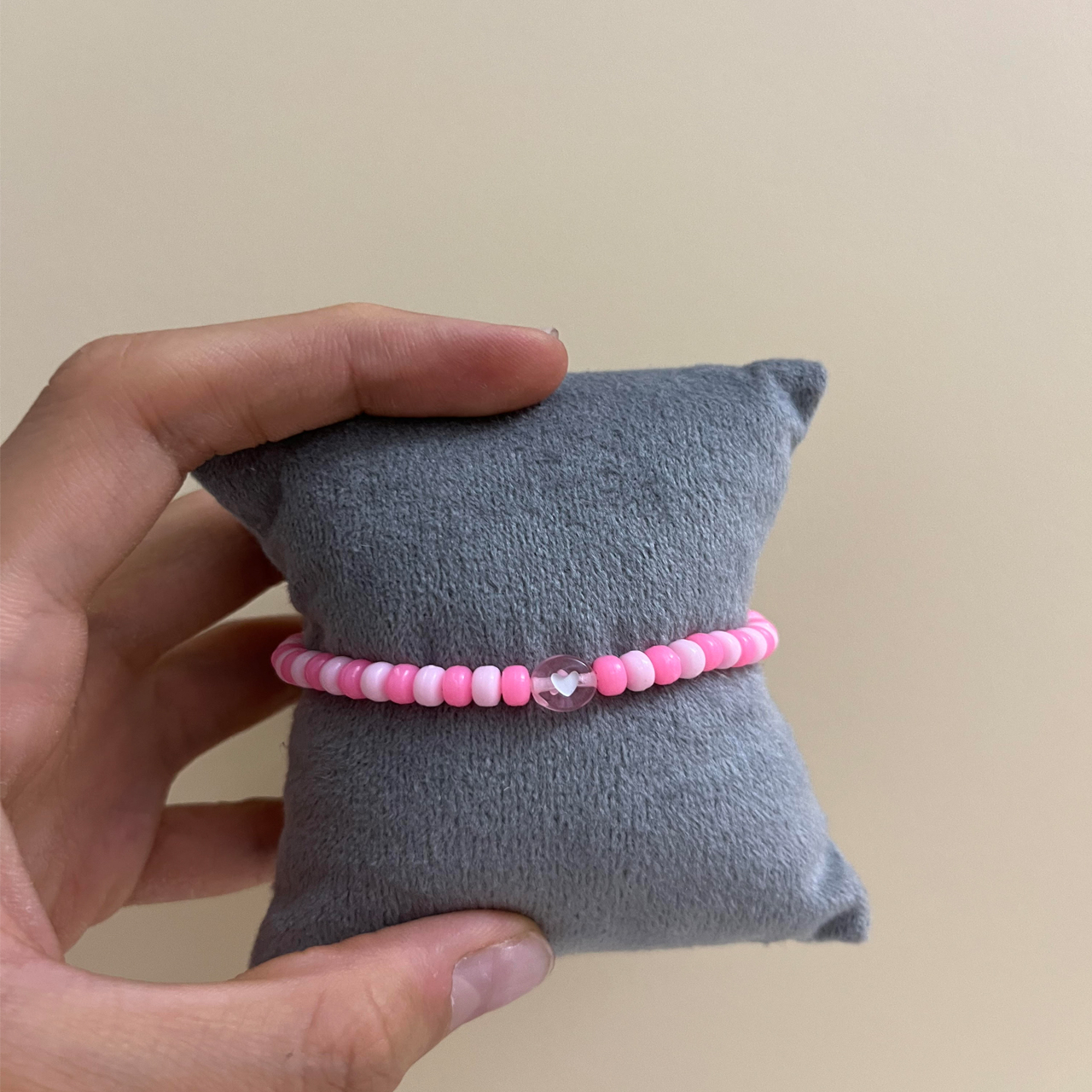 دستبند زنانه مدل قب رنگی