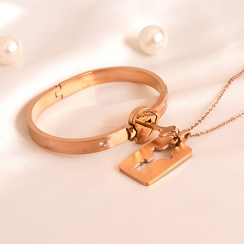 نیم ست مدل قفل و کلید کد tdcdr104 نیم ست مدل قفل و کلید کد tdcdr104