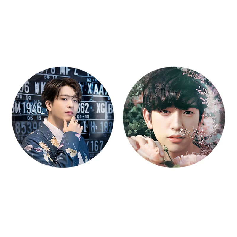 مگنت خندالو طرح جین یونگ و یونگجه گروه گات سون کد 1163811636 مجموعه 2 عددی