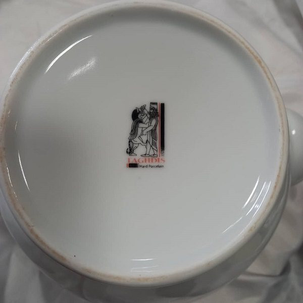 قوری شرکت صنایع چینی تقدیس مدل هتلی کد 201 گنجایش 0.6 لیتر