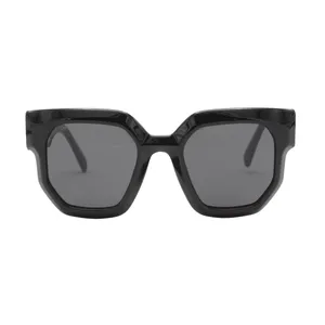 عینک آفتابی زنانه برند آف وایت مدل OERJ014