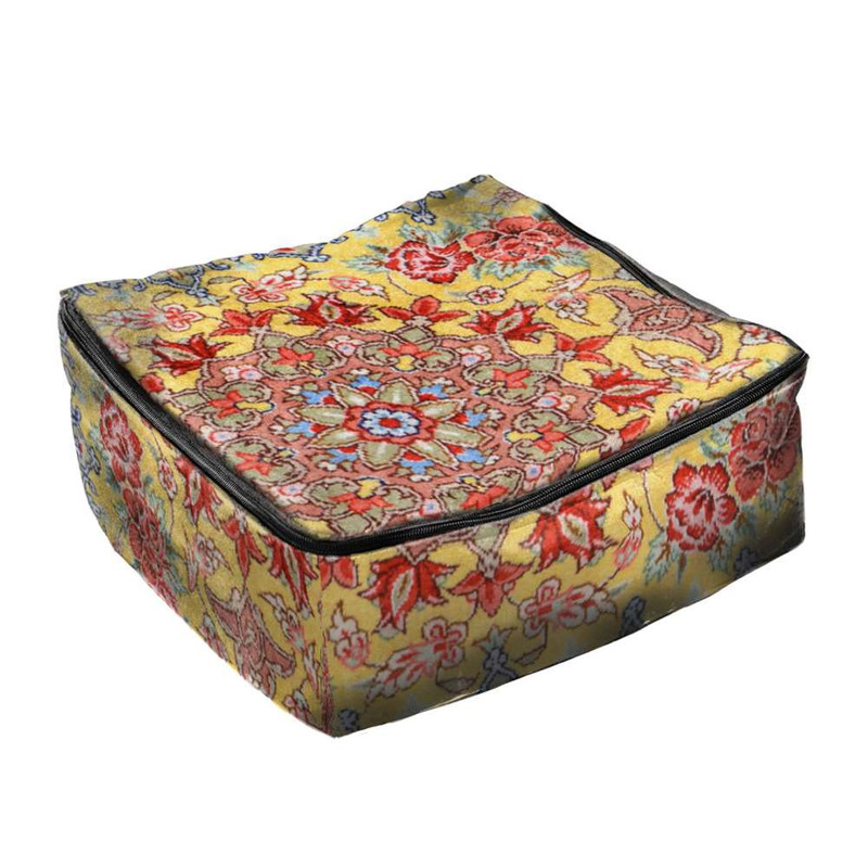 باکس لباس مدوپد طرح قالی قم ترنجی بیضی مدل C-Ghom142