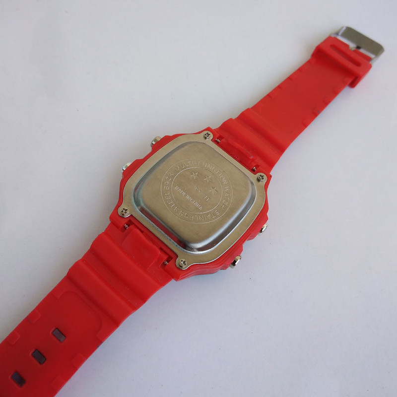 ساعت مچی دیجیتال پسرانه مدل اسپرت ارتشی کد 70