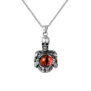 گردنبند مردانه مدل Heart Skull کد Dra-eye01