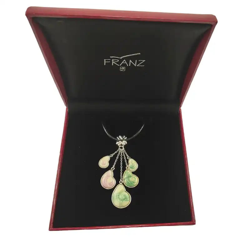 دستبند زنانه فرانز مدل صدف FJ00055