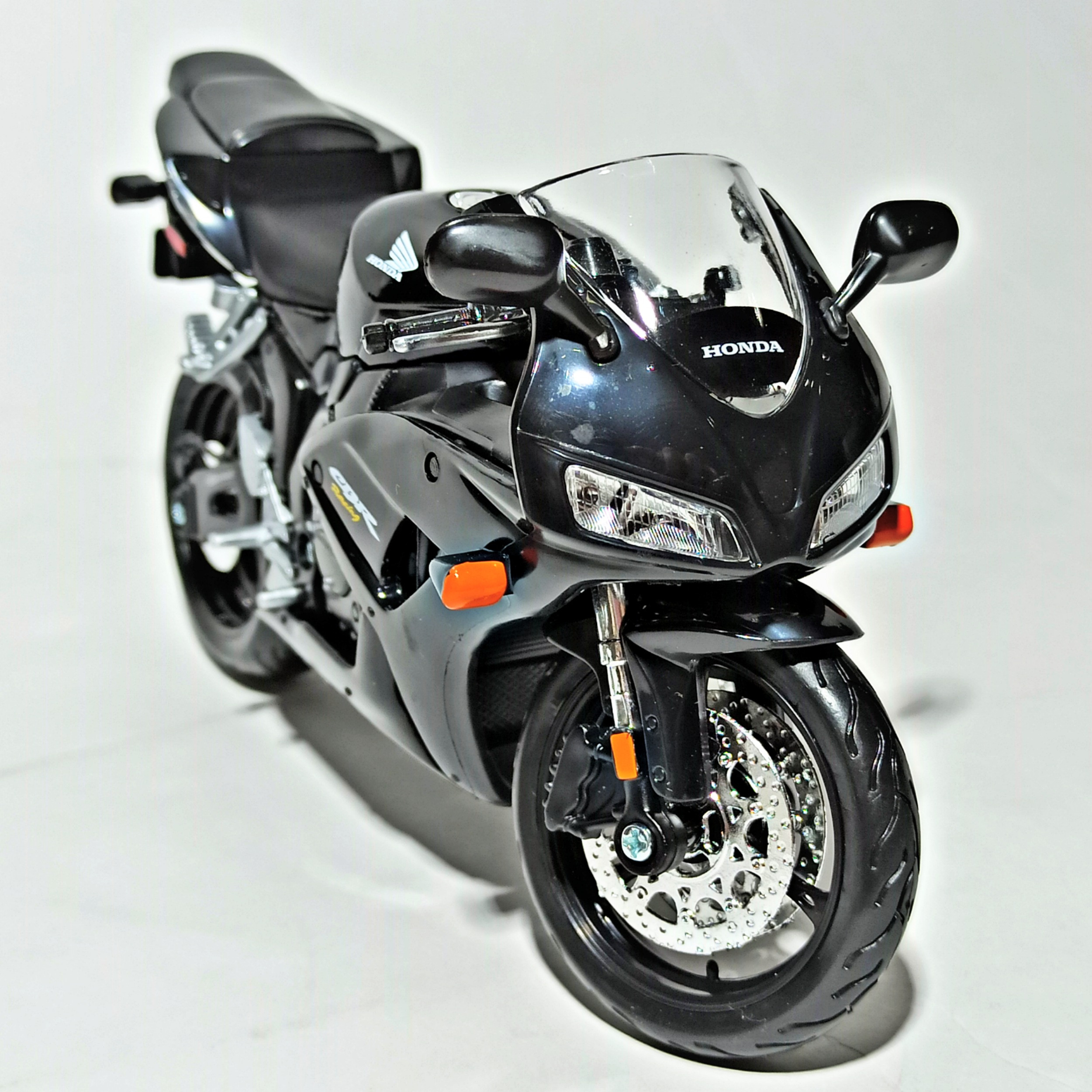 موتور بازی مایستو مدل Honda CBR1000RR