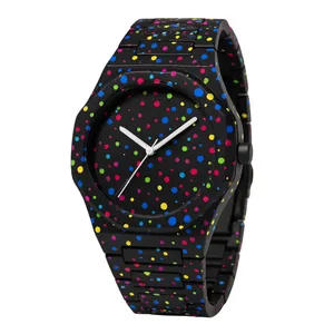 ساعت مچی عقربه‌ای  مدل اسپرت لوکس بند سبک کربنی قفل مخفی کد L2