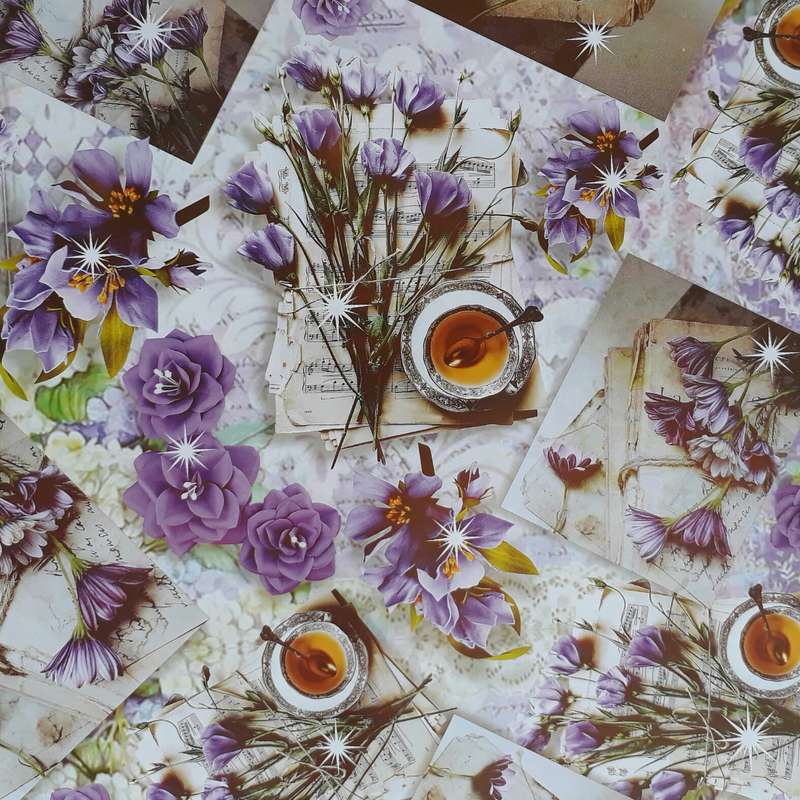 کاغذ کادو گلاسه طرح گل بسته 3 عددی