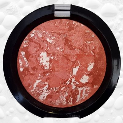 نقد و بررسی رژگونه تراکوتا باریش مدل Silky touch شماره 204 توسط خریداران