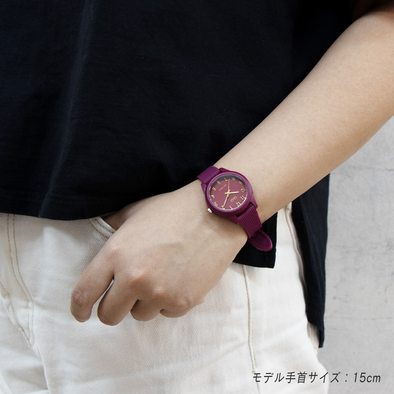 ساعت مچی عقربه ای زنانه کیو اند کیو مدل VS13J007Y