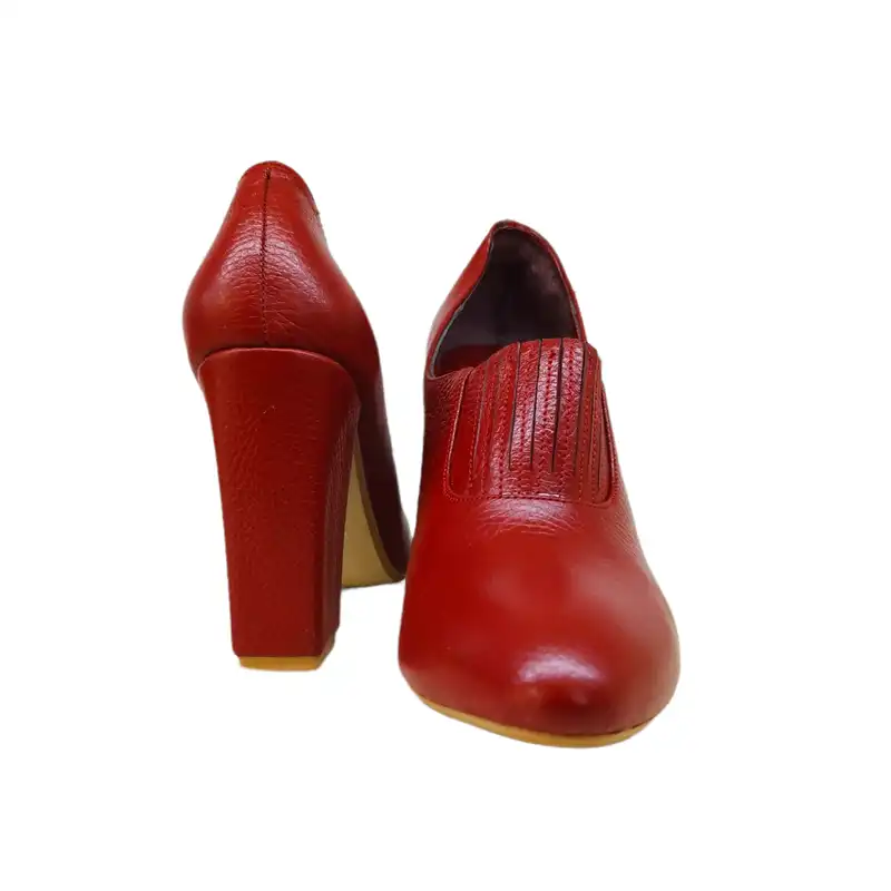 کفش زنانه مدل کشی چرم طبیعی رنگ قرمز