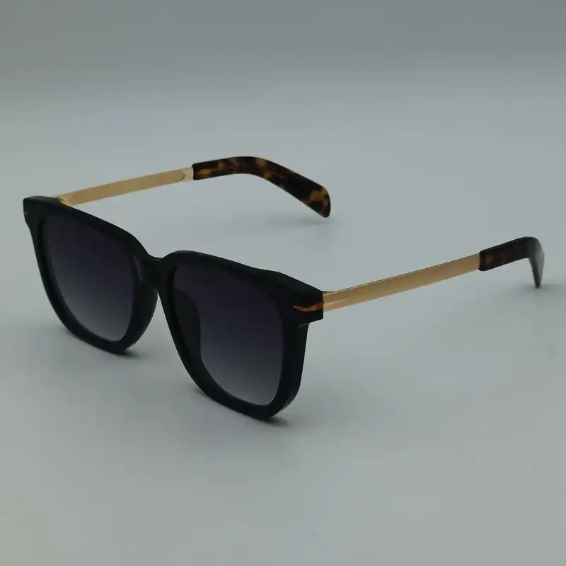 عینک آفتابی دیوید بکهام مدل DB7067.F.S