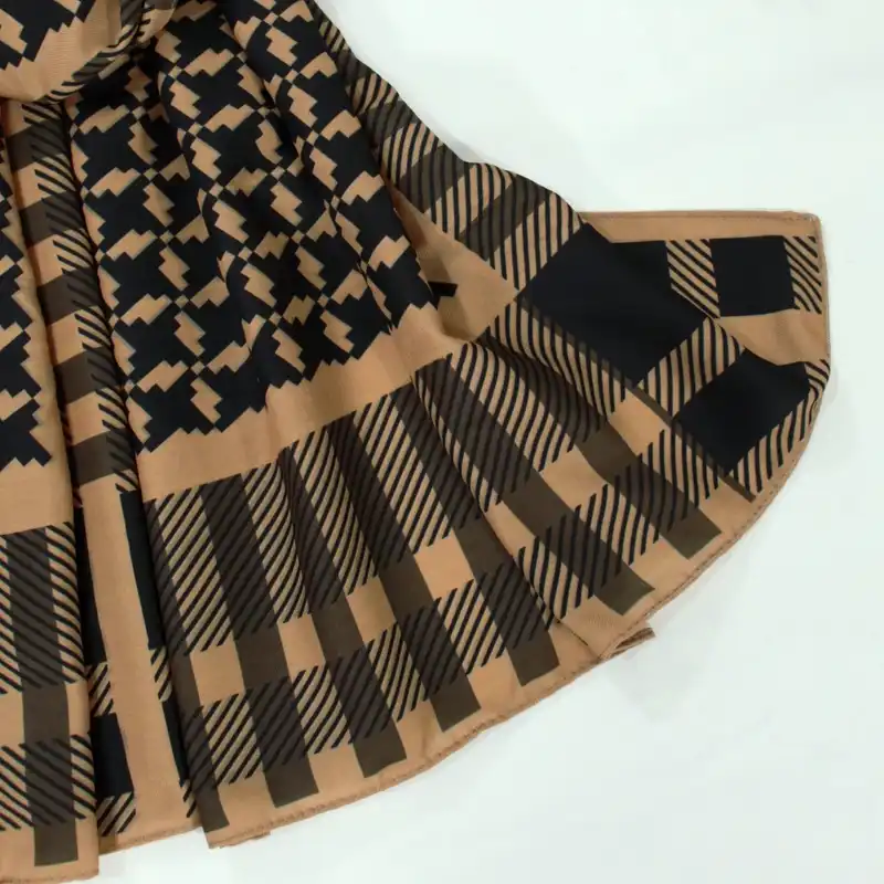 شال زنانه مدل موهر طرح عربی مزونی 1402 کد ana-2747