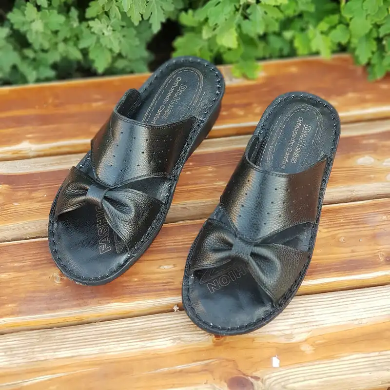 دمپایی زنانه مدل چرم طبیعی کد 044t.k رنگ مشکی