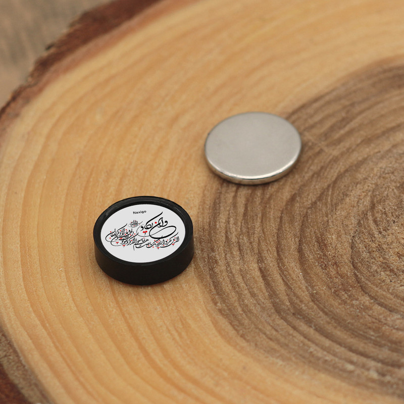 پیرسینگ گوش ناکسیگو مدل شب تاب طرح و ان یکاد کد PM5916