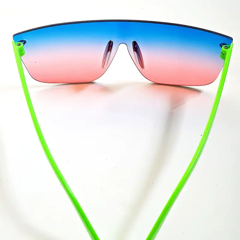 عینک آفتابی بچگانه مدل رنگین‌کمانی بدون فریم کد g 102