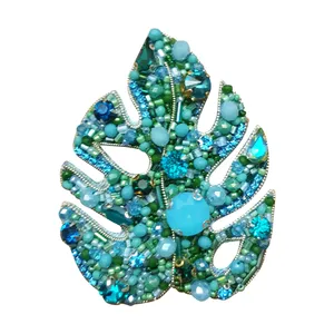 گل سینه زنانه طرح برگ مدل 532