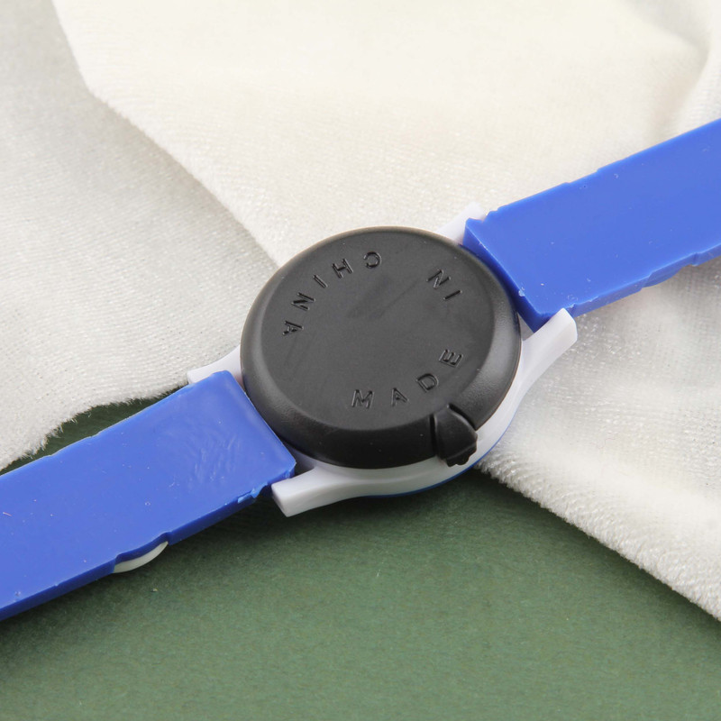 ساعت مچی دیجیتال پسرانه مدل کارتونی طرح ورزشی کد WHK_073 ساعت مچی دیجیتال پسرانه مدل کارتونی طرح ورزشی کد WHK_073