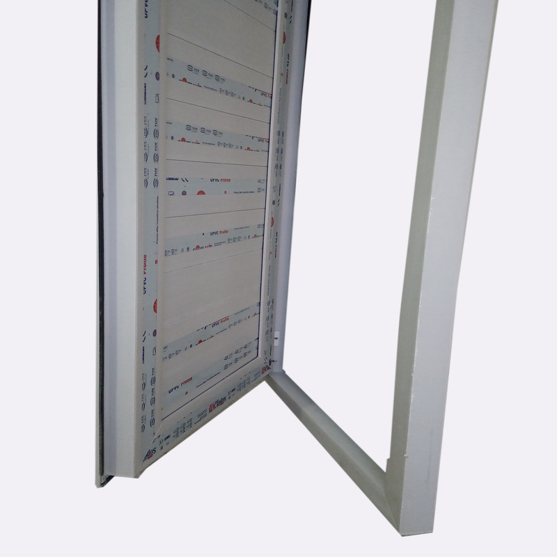 در لولایی مدل UPVC