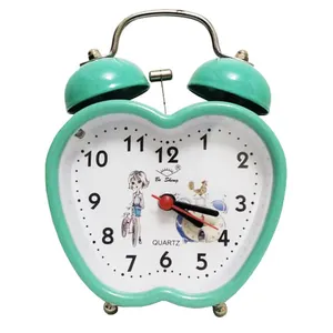 ساعت رومیزی طرح قلبی مدل F201