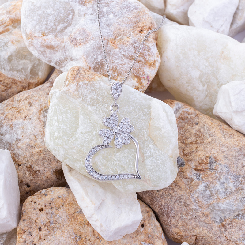 گردنبند نقره زنانه مدل طرح قلب  AVN_M107