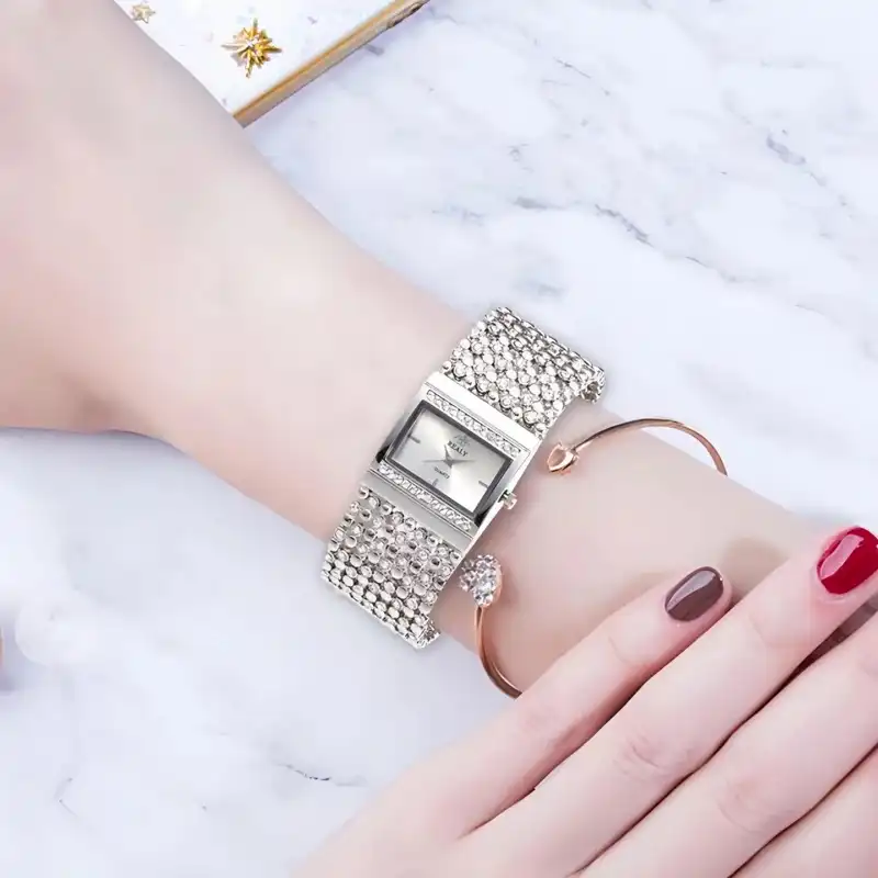 ساعت مچی عقربه ای زنانه مدل پهن کد 01