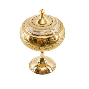 شکلات خوری برنزی مدل پایه دار با روکش صدف دریایی کد 6889