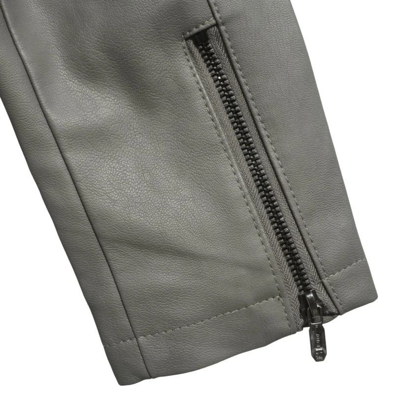 عکس شماره 5 : کت چرم مردانه مدل یقه دیپلمات