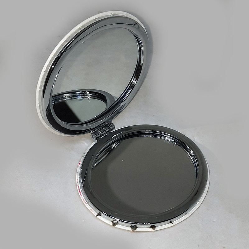 آینه جیبی مدل A4-30