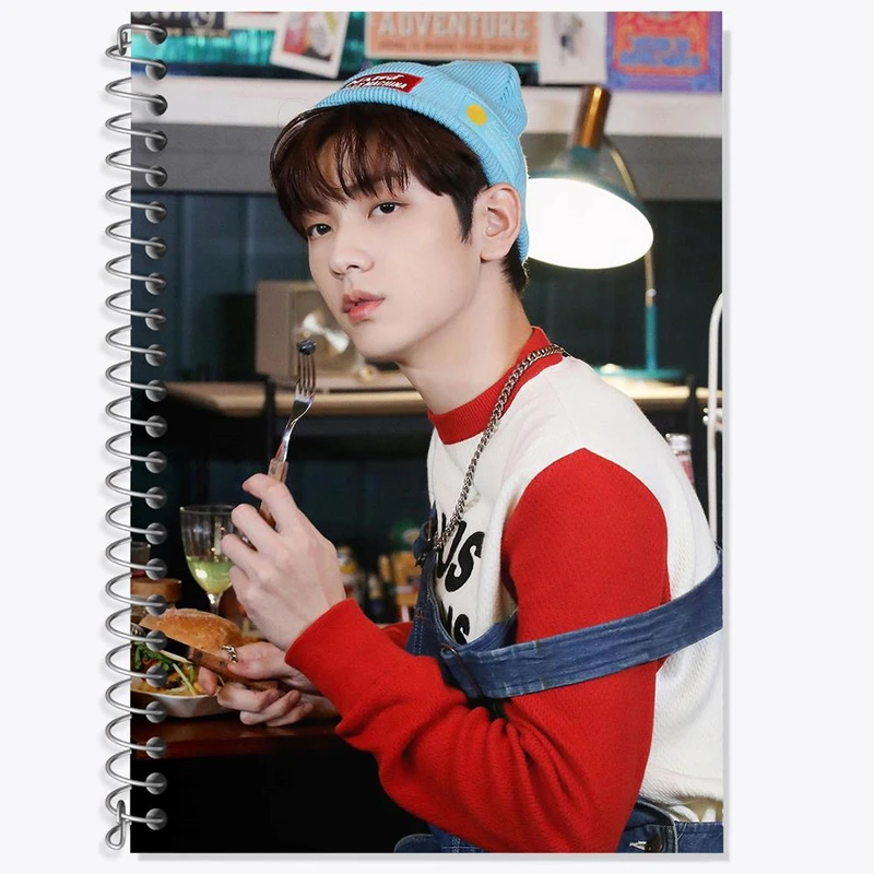 دفتر زبان 50 برگ خندالو مدل سه خط طرح سوبین گروه تی اکس تی TXT کد 20038