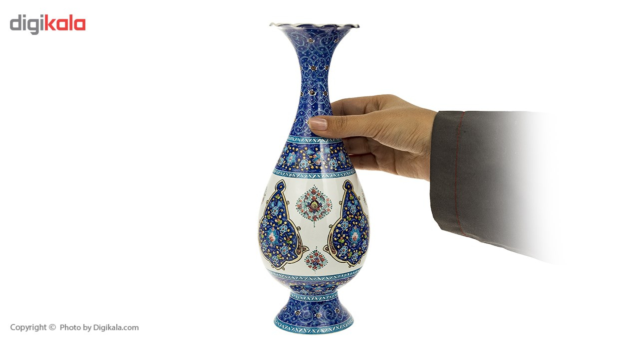 گلدان مسی میناکاری شده اثر اسماعیلی مدل صراحی طرح ترنج ارتفاع 26 سانتی متر