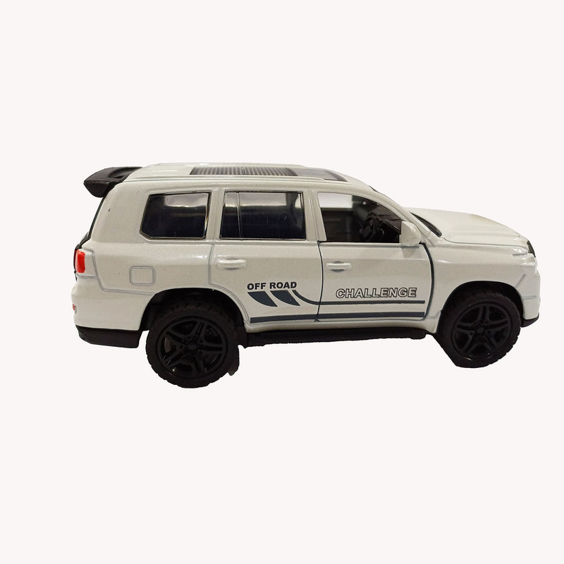 ماشین بازی مدل عقب کش فلزی طرح تویوتا لندکروز