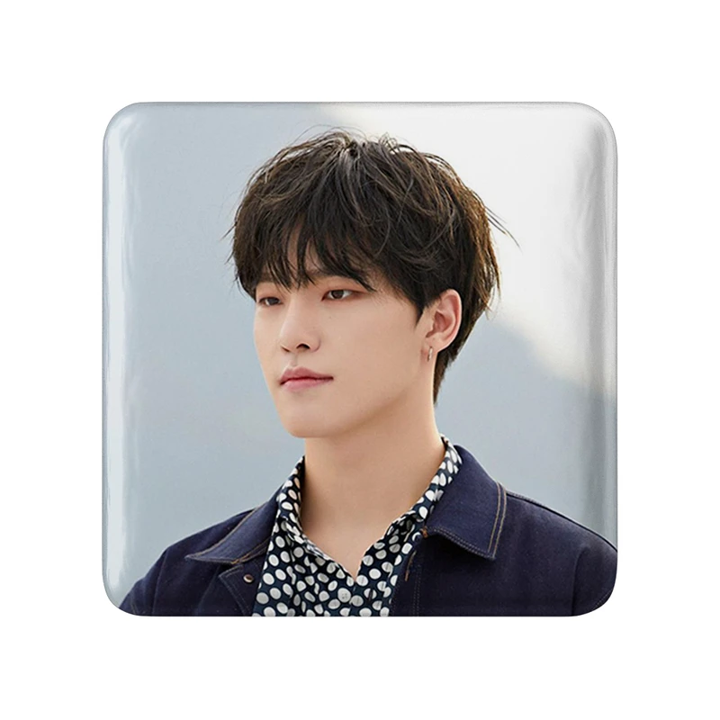 مگنت خندالو طرح دینو گروه سونتین Seventeen  مدل مربعی کد 21611