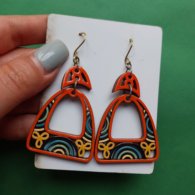 گوشواره زنانه مدل چوبی طرح انتزاعی کد EP025