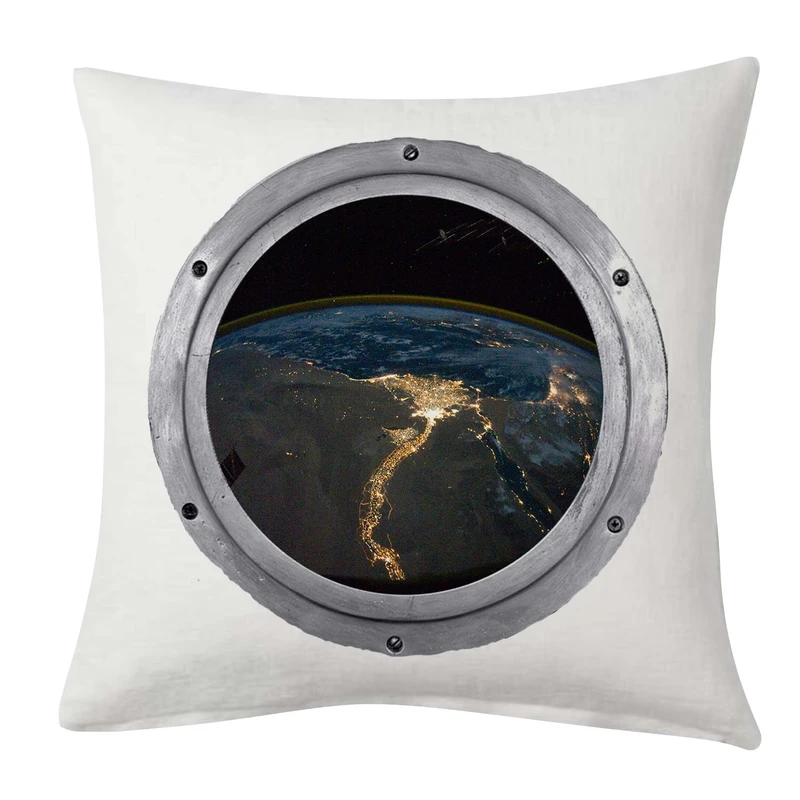 کاور کوسن مدل فضانورد