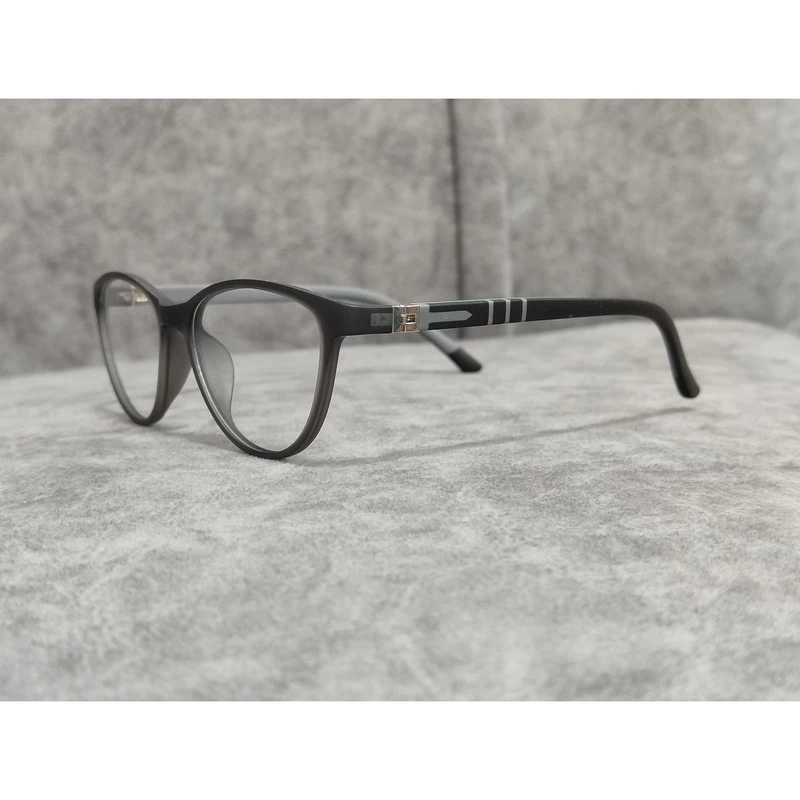 عکس شماره 9 : فریم عینک طبی بچگانه مدل ویفرر کائوچو تیار tr کد 0256